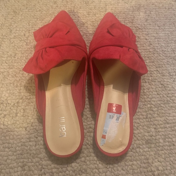 New hot pink slip on flats - Picture 2 of 3